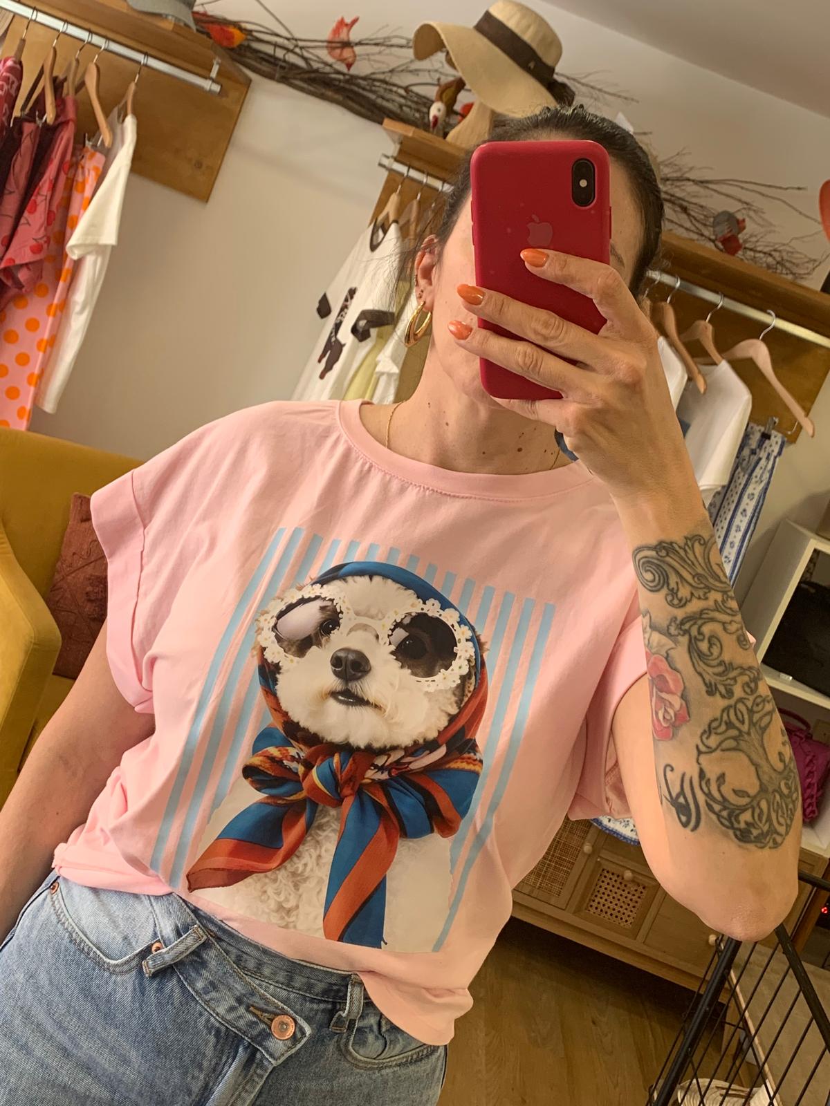 T-Shirt Cão Rosa