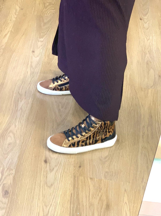 Ténis em Animal Print Leopardo